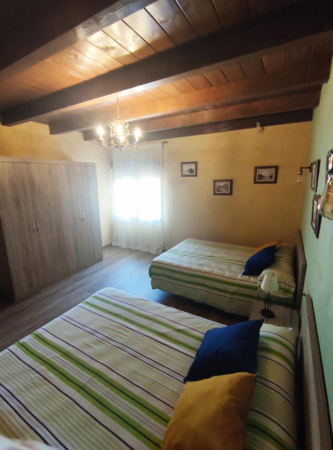 Casa Rural Oliver Y Nadia Rodilana Exterior foto